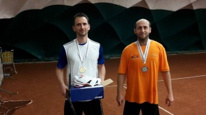 Benedek Viktor a szombati győztes, a Yonex kupát pedig Trója Tibor nyerte meg